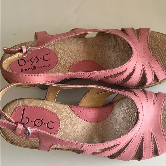 b.o.c. Pink Floral-Trim Slingback Wedge Sandals - Picture 4 of 8